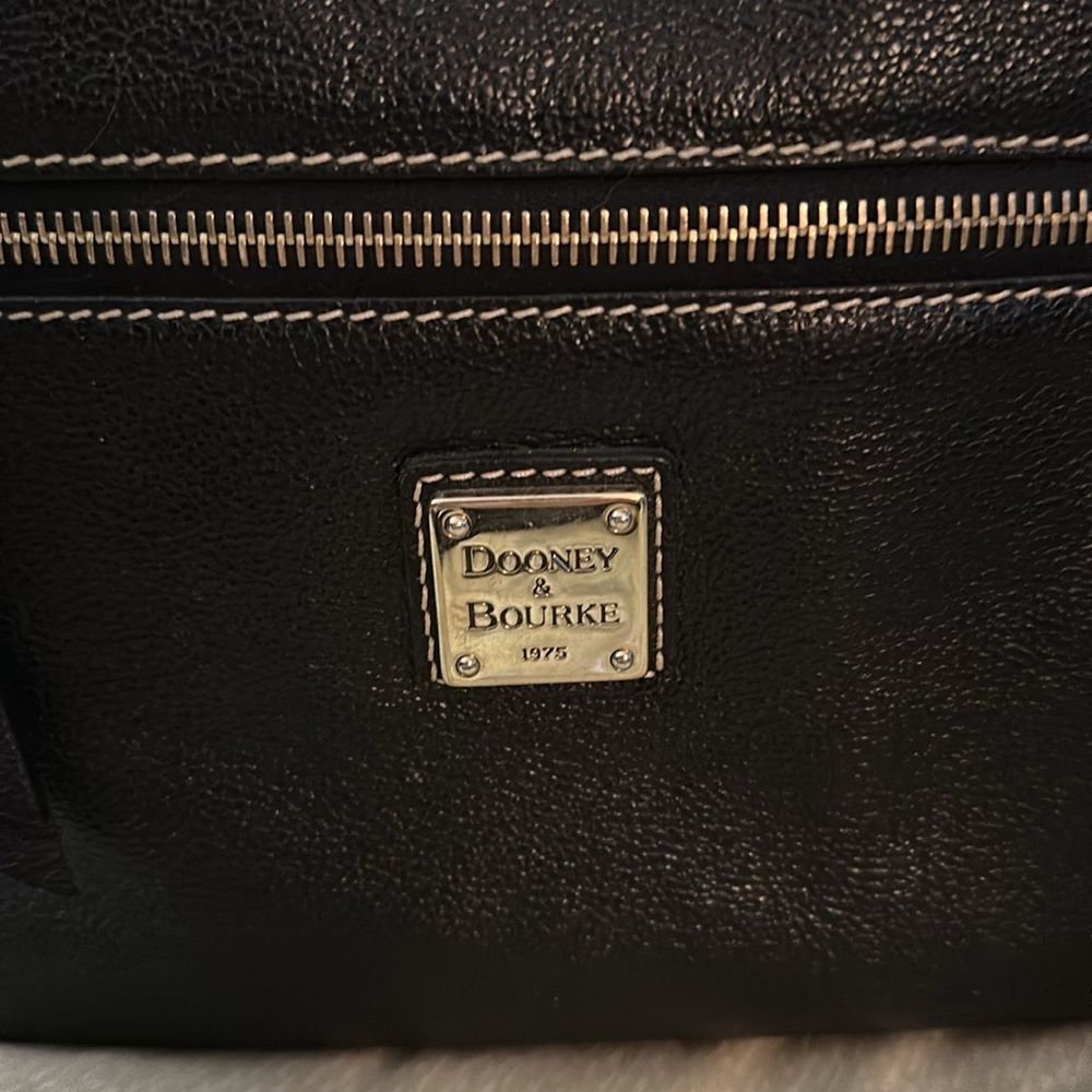 Dooney & Bourke Black Pebbled Leather Shoulder Bag - Picture 2 of 8
